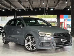 Grau Gebraucht 2020 Audi A3 Sportback S-Line Kleinwagen | 20.999 € (Guter Preis)