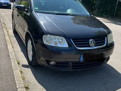 Grau Gebraucht 2005 VW Touran Trendline Van / Kleinbus | 2.000 € (Guter Preis)