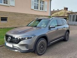 Grau Gebraucht 2023 Mercedes EQB300 Progressive SUV | 34.900 € (Fairer Preis)