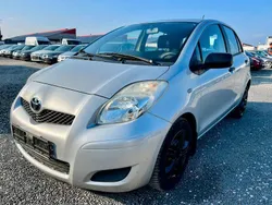 Silber Gebraucht 2009 Toyota Yaris Cool Kleinwagen | 4.999 € (Fairer Preis)