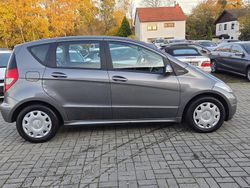 Grau Gebraucht 2011 Mercedes A180 Limousine | 5.500 € (Fairer Preis)