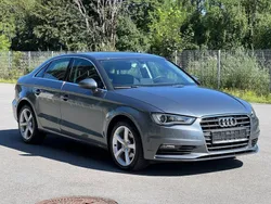 Silber Gebraucht 2014 Audi A3 Attraction Limousine | 10.990 € (Guter Preis)