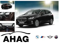 Sapphirschwarz metallic Gebraucht 2022 BMW 218 Active Tourer Luxury Line Van / Kleinbus | 28.840 € (Etwas zu teuer)