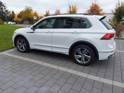 Weiß Gebraucht 2023 VW Tiguan R-line SUV | 33.600 € (Guter Preis)
