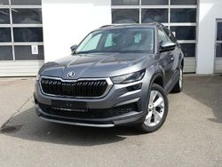 Grau Gebraucht 2022 Skoda Kodiaq Tour SUV | 36.290 € (Fairer Preis)