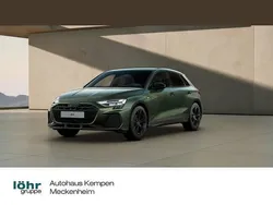 Distriktgrün metallic Gebraucht 2025 Audi A3 Sportback e-tron S-Line Limousine | 49.990 €