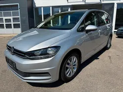 Silber Gebraucht 2019 VW Touran Comfortline Van / Kleinbus | 17.570 € (Fairer Preis)