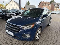 Blau Gebraucht 2017 Ford Kuga ST-Line SUV | 14.990 € (Guter Preis)