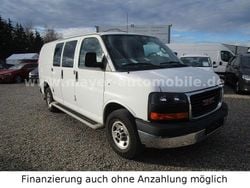 Weiß Gebraucht 2016 GMC Savana Van | 34.999 €