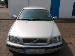Silber Gebraucht 1999 Volvo S40 Limousine | 1.500 € (Guter Preis)