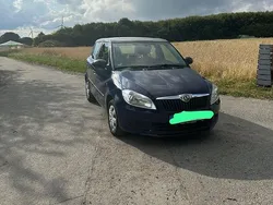 Blau Gebraucht 2011 Skoda Fabia Active Limousine | 3.500 € (Guter Preis)