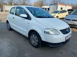Weiß Gebraucht 2009 VW Fox Kleinwagen | 2.499 € (Fairer Preis)