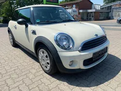 Weiß Gebraucht 2010 Mini One D Kleinwagen | 3.999 € (Guter Preis)