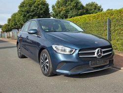 Blau Gebraucht 2021 Mercedes B180 Van / Kleinbus | 12.900 € (Etwas zu teuer)