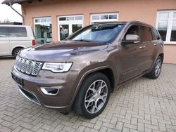 Braun Gebraucht 2020 Jeep Grand Cherokee Overland SUV | 30.900 € (Fairer Preis)