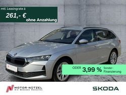 Brilliantsilber metallic Gebraucht 2024 Skoda Octavia Selection Kombi | 26.990 € (Guter Preis)