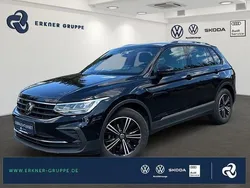 Schwarz Gebraucht 2023 VW Tiguan Active SUV | 32.299 € (Fairer Preis)