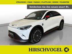 Weiß weiss metallic Gebraucht 2024 Smart #3 Anniversary Edition SUV | 33.220 € (Fairer Preis)