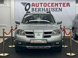 Silber Gebraucht 2004 Mitsubishi Outlander SUV | 10.999 €