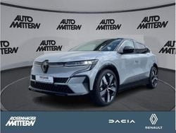 Grau Gebraucht 2024 Renault Megane E-Tech Techno Limousine | 30.990 € (Guter Preis)