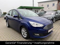 Blau Gebraucht 2017 Ford C-MAX Titanium Van / Kleinbus | 9.900 € (Fairer Preis)