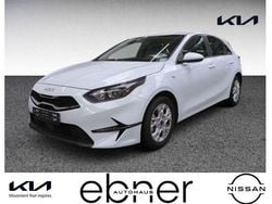 (wd) cararraweiss Gebraucht 2025 Kia Ceed Limousine | 21.990 € (Superpreis)
