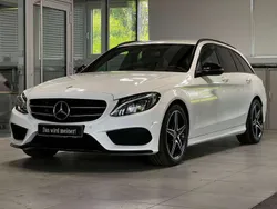 Weiß Gebraucht 2017 Mercedes C180 AMG line Kombi | 23.930 € (Teuer)