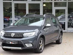 Grau "comete" Gebraucht 2020 Dacia Sandero Kleinwagen | 9.900 €
