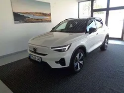 Weiss Gebraucht 2022 Volvo XC40 Ultimate SUV | 41.450 € (Teuer)