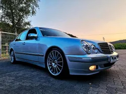 Silber Gebraucht 2001 Mercedes E280 Elegance Limousine | 4.999 € (Etwas zu teuer)