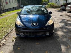Blau Gebraucht 2008 Peugeot 207 CC Cabrio | 1.300 €