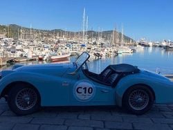 Blau Gebraucht 1960 Triumph TR3 Cabrio | 25.900 €