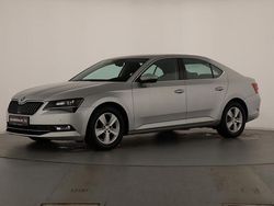 Brilliantsilber metallic Gebraucht 2016 Skoda Superb Ambition Limousine | 16.889 € (Guter Preis)