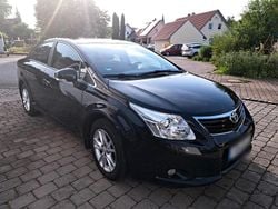 Schwarz Gebraucht 2011 Toyota Avensis Limousine | 8.900 € (Fairer Preis)