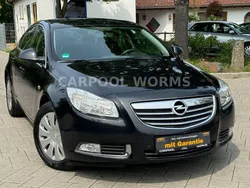 Schwarz Gebraucht 2011 Opel Insignia Design Edition Limousine | 6.490 € (Etwas zu teuer)