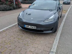 Grau Gebraucht 2021 Tesla Model 3 Limousine | 27.500 € (Superpreis)