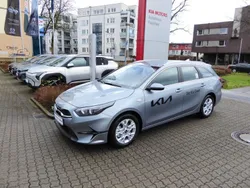 Silber Neu 2025 Kia Ceed Sportswagon Comfort Kombi | 25.980 € (Etwas zu teuer)