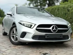 Silber Gebraucht 2020 Mercedes A200 Limousine | 17.699 € (Guter Preis)