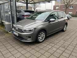 Grau Gebraucht 2015 VW Golf Sportsvan LOUNGE Van / Kleinbus | 11.470 € (Fairer Preis)