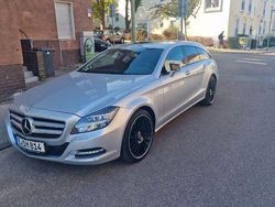 Silber Gebraucht 2014 Mercedes CLS350 Shooting Brake Kombi | 17.000 € (Fairer Preis)