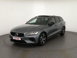 Grau Gebraucht 2020 Volvo V60 R-Design Kombi | 33.490 € (Fairer Preis)