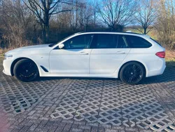 Weiß Gebraucht 2019 BMW 520 Shadowline Kombi | 24.490 € (Guter Preis)