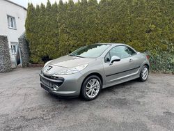 Grau Gebraucht 2007 Peugeot 207 CC Cabrio | 1.150 € (Guter Preis)