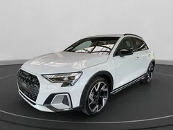 Weiß Gebraucht 2025 Audi A3 Sport Limousine | 46.360 €