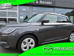 Grau Gebraucht 2025 Suzuki Swift Comfort Limousine | 18.920 € (Teuer)