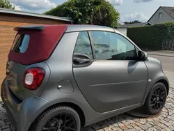 Grau Gebraucht 2019 Smart ForTwo Cabrio Prime Cabrio | 14.100 € (Superpreis)