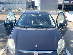 Blau Gebraucht 2011 Fiat Grande Punto Kleinwagen | 1.770 € (Guter Preis)