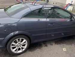 Blau Gebraucht 2007 Opel Astra Cabriolet Cosmo Cabrio | 5.500 € (Fairer Preis)