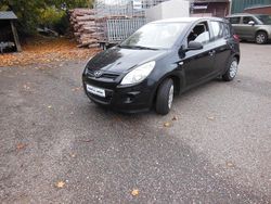 Schwarz Gebraucht 2010 Hyundai i20 Classic Kleinwagen | 1.750 € (Etwas zu teuer)