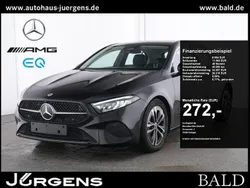 Schwarz nachtschwarz Gebraucht 2024 Mercedes A200 Progressive Limousine | 28.880 € (Fairer Preis)